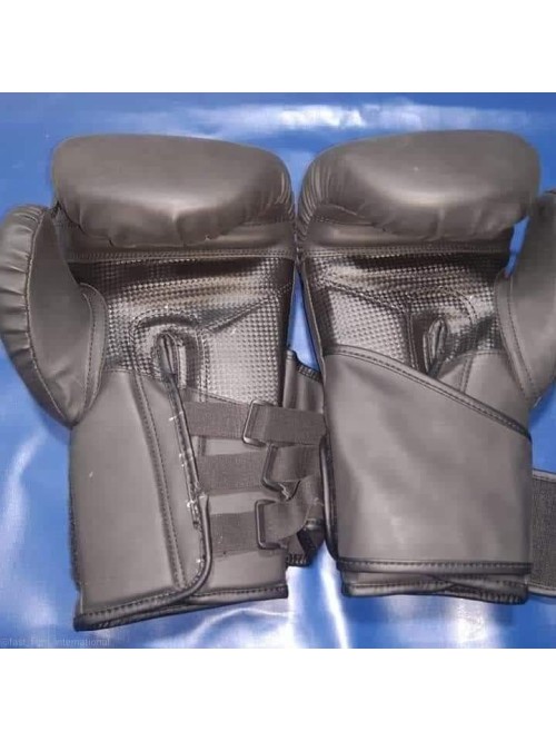 Fully customizable boxing gloves