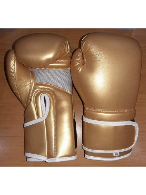Fully customizable boxing gloves
