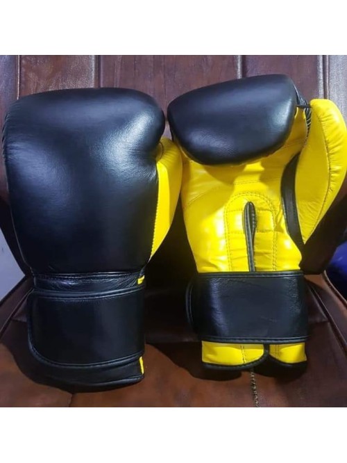 Fully customizable boxing gloves