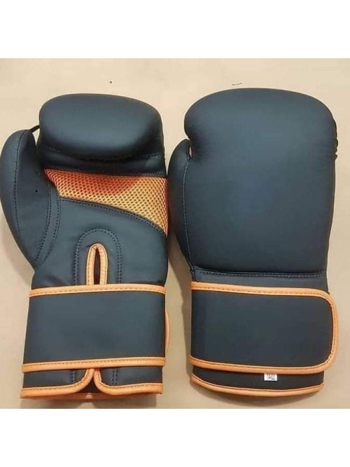 Fully customizable boxing gloves