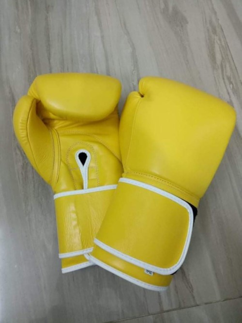 Fully customizable boxing gloves